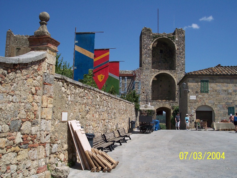 s-100_1185.jpg