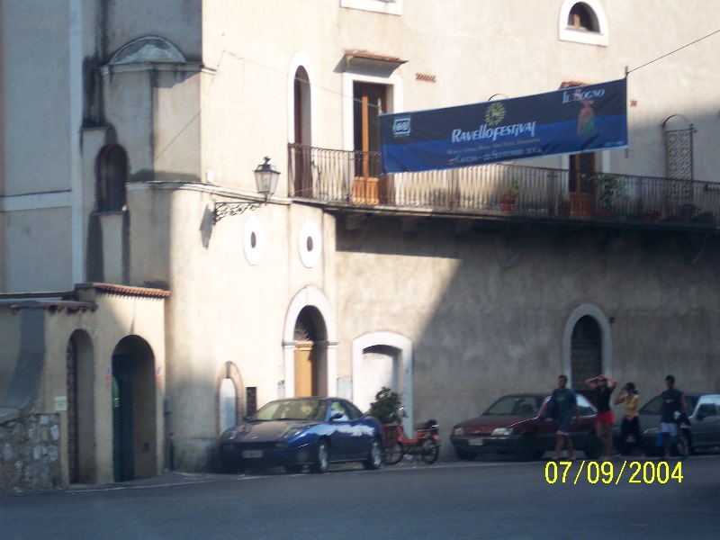 s-100_1557.jpg